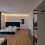 Mario * Ksamil