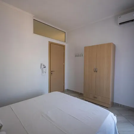 Vila Mario